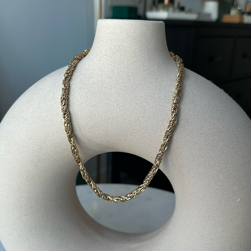 New Banana Republic Twist Rope Chain Necklace - Gold